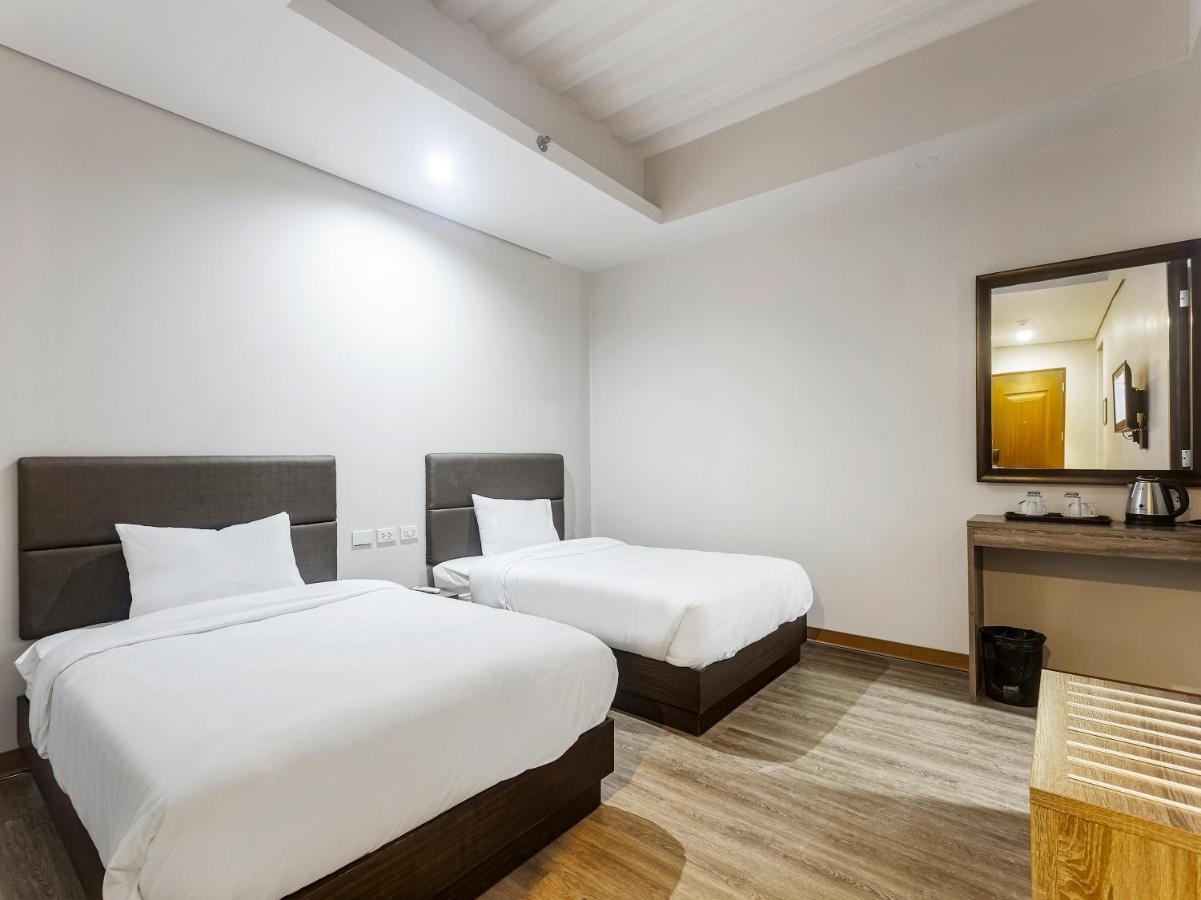 Airo Hotel