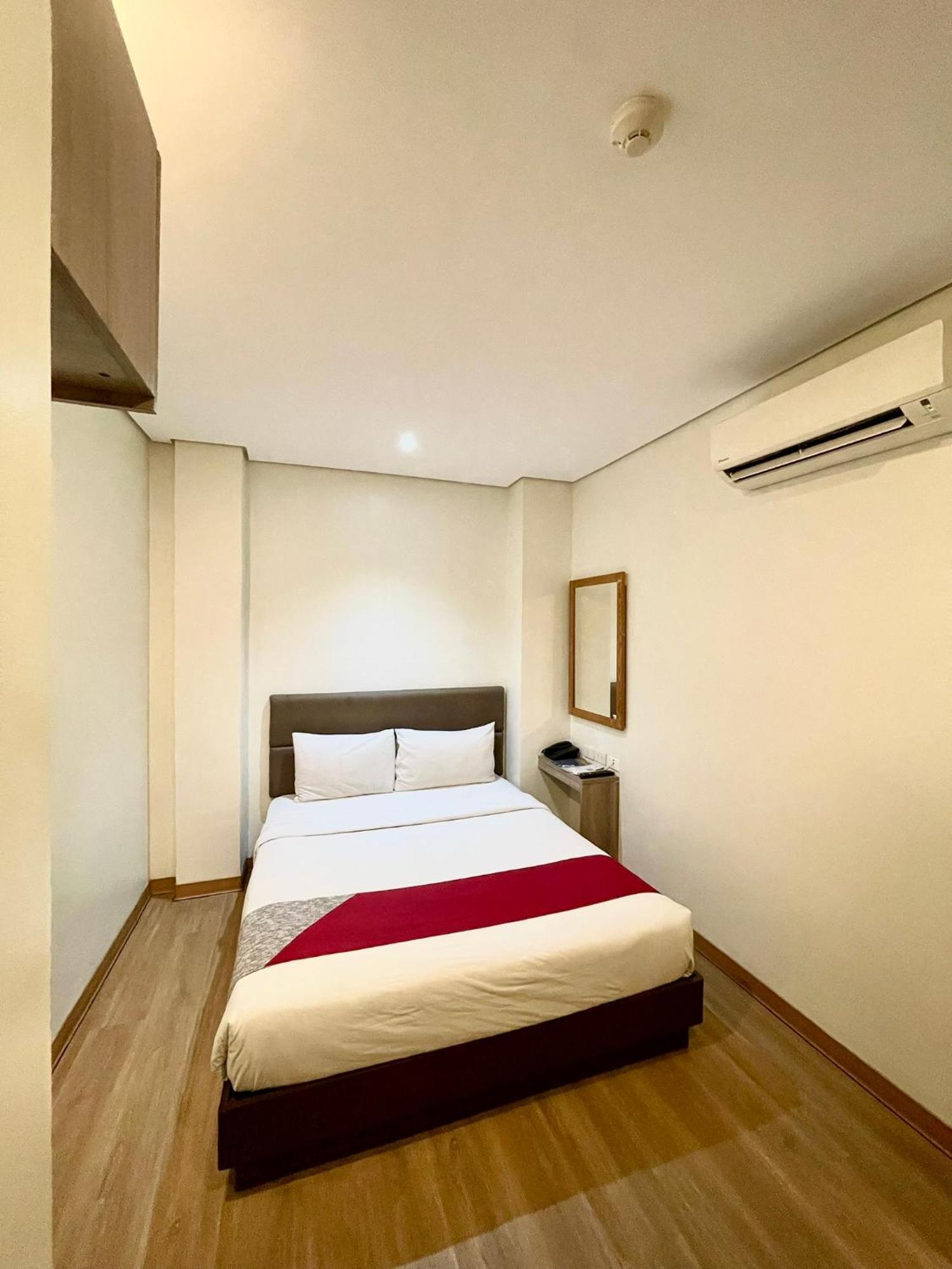 Hotel Airo 3*